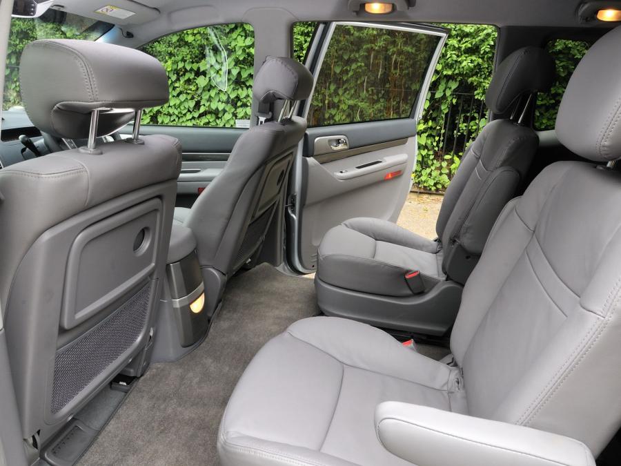  SsangYong Turismo 2013 года  (фото 7 из 12)